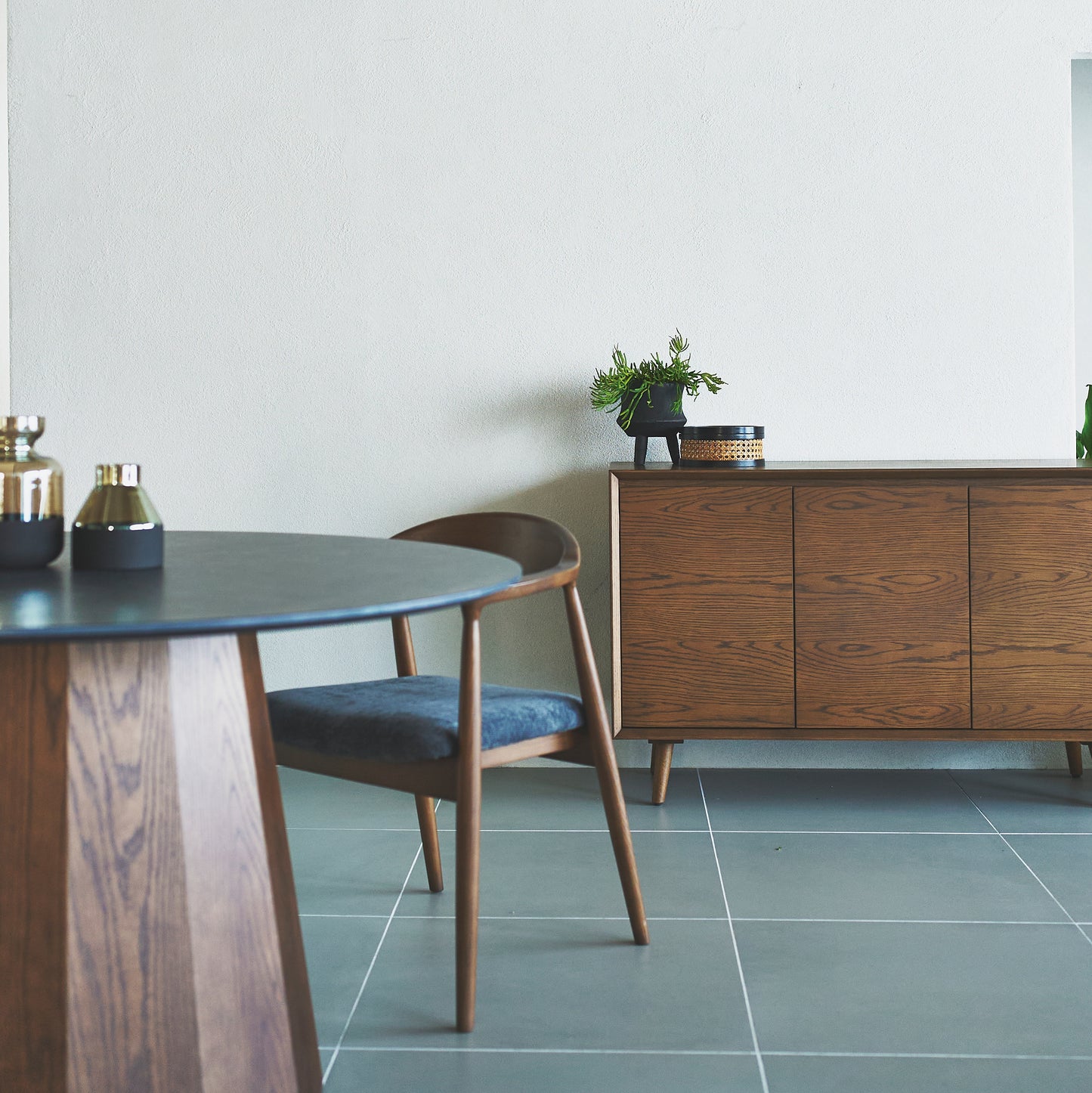 キャビネットボード