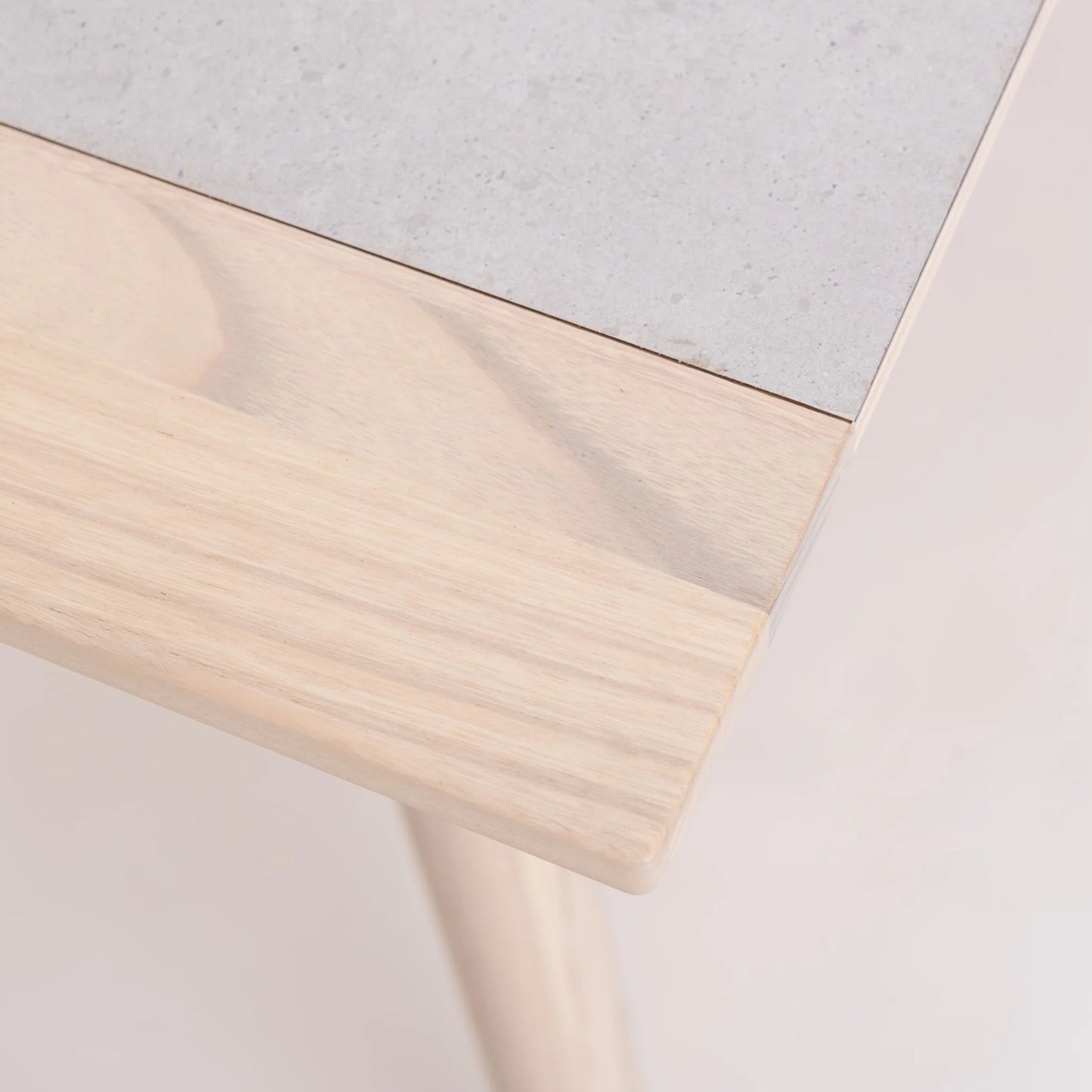 アーティークダイニングテーブル