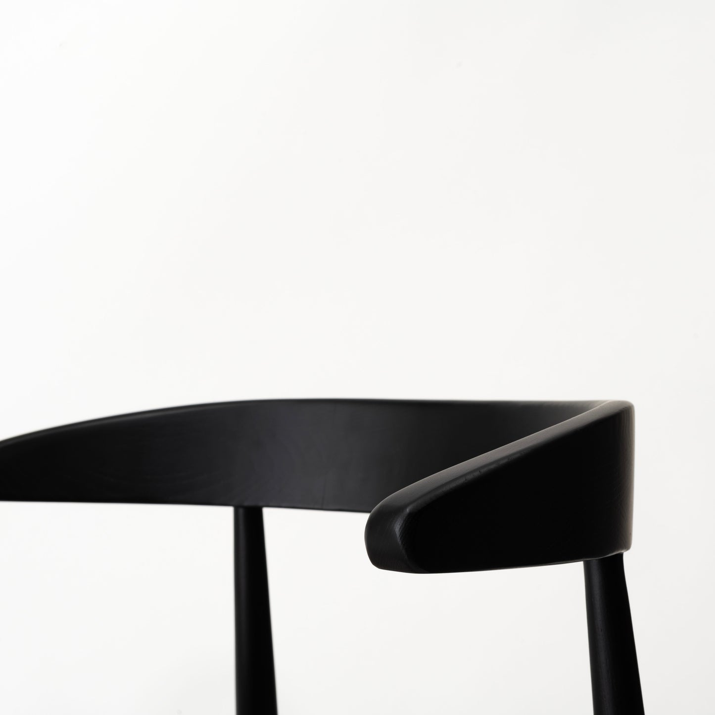 マーシュダイニングチェア