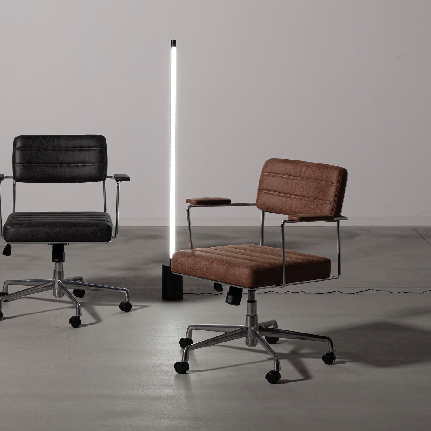 昇降式のワークチェア