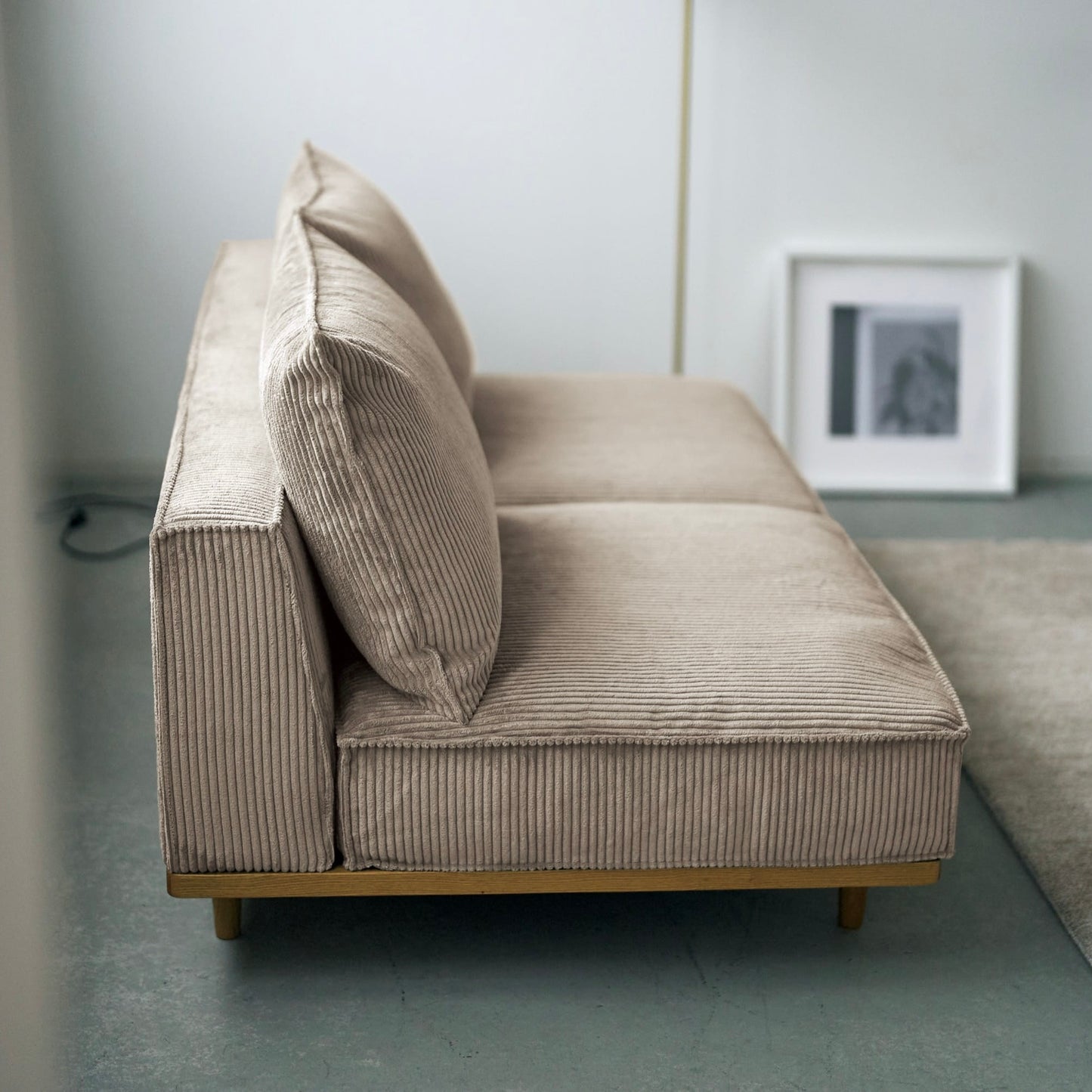 グラウンドソファ