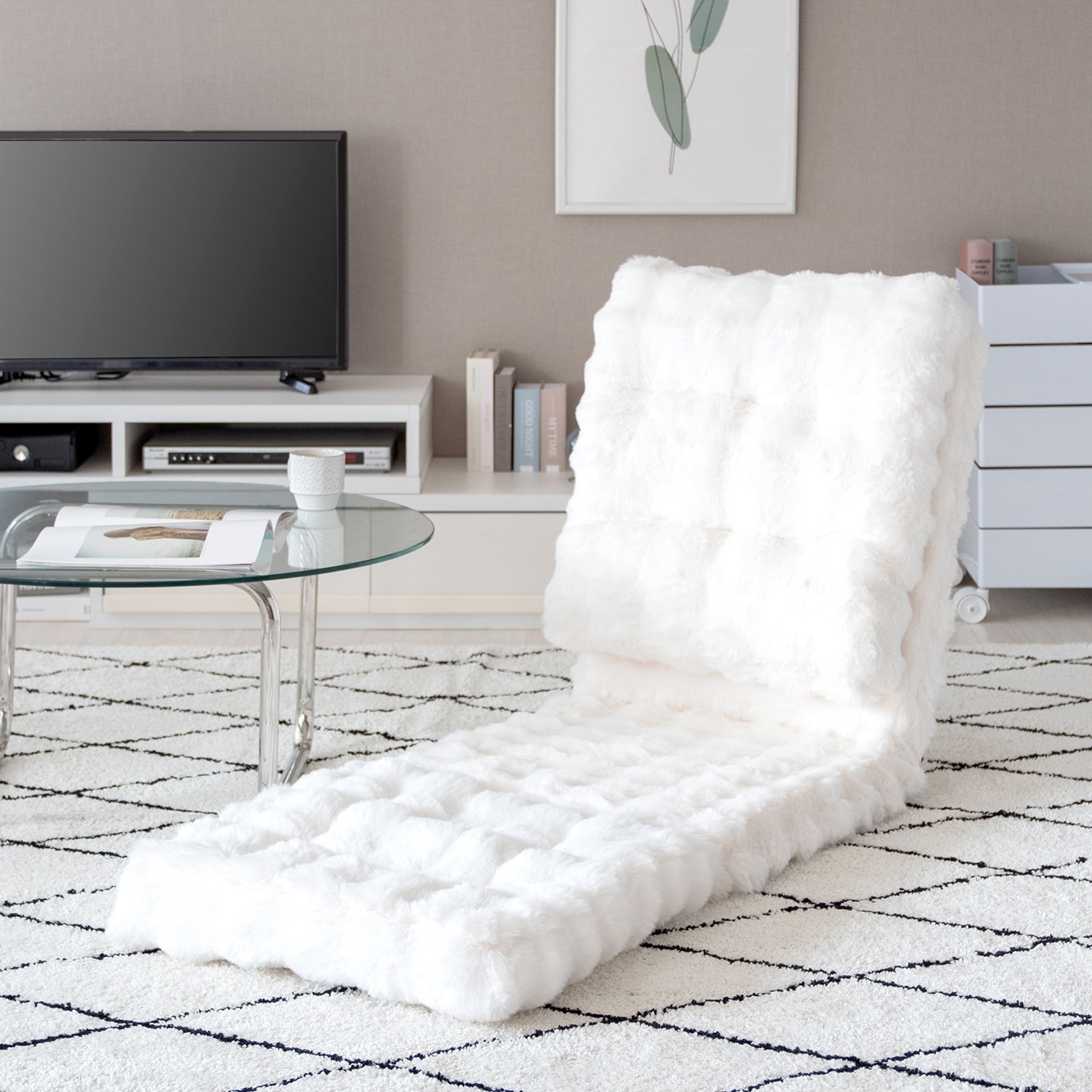 ふわとろ3way座椅子ホワイトを正面から写している様子