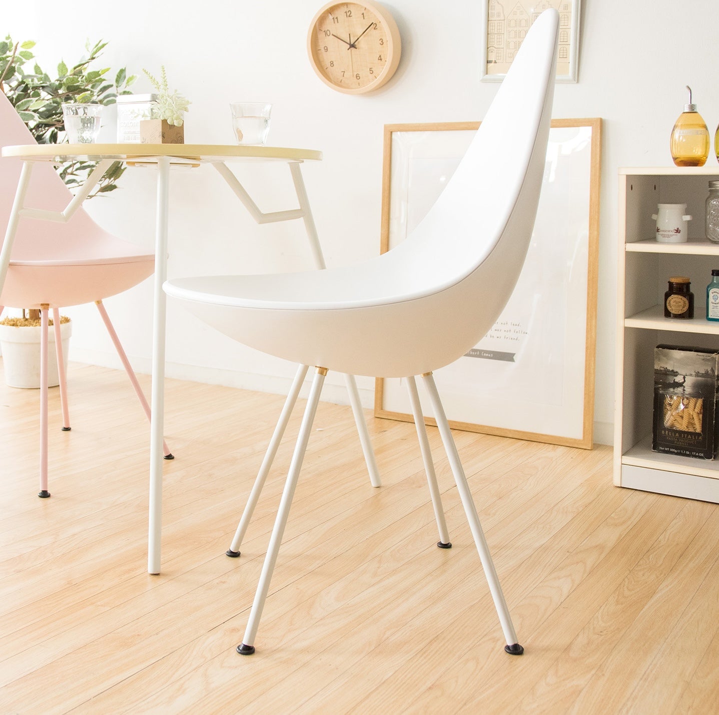 ドロップデザインチェア