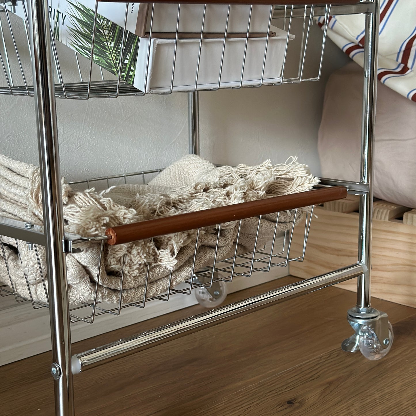 キャスター付きステンレスウッドワゴン