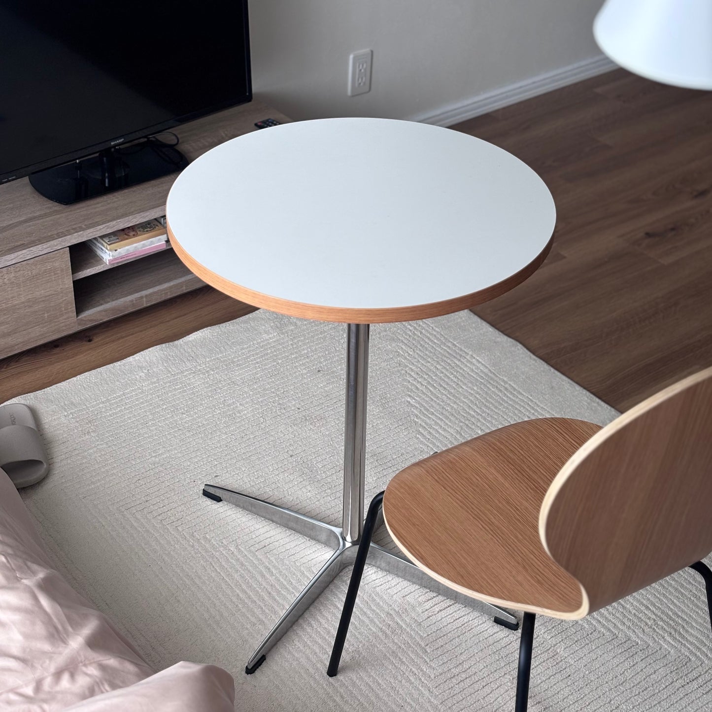 テーブル｜ウッドエッジカフェテーブル60cm - territory