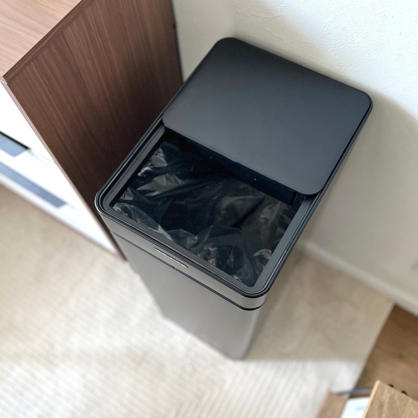 除菌消臭センサーダストボックス