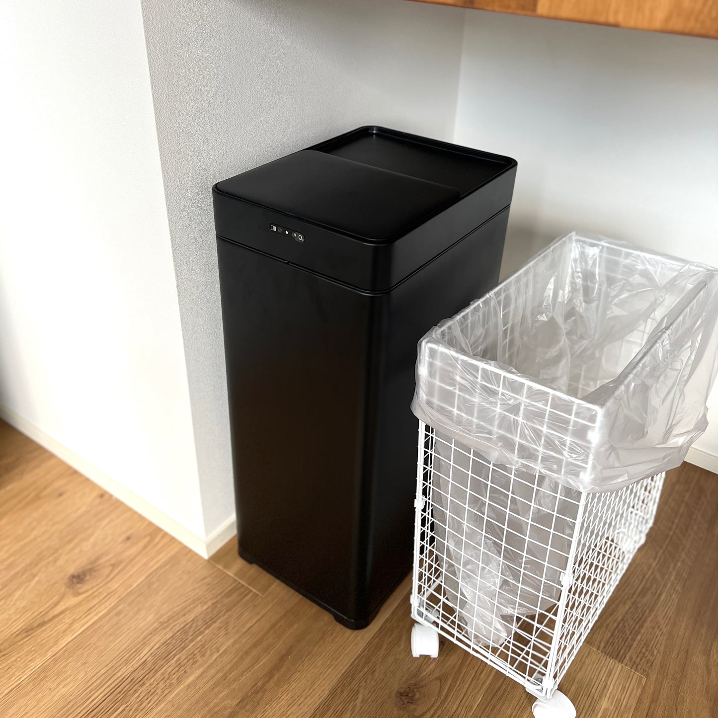 除菌消臭センサーダストボックス