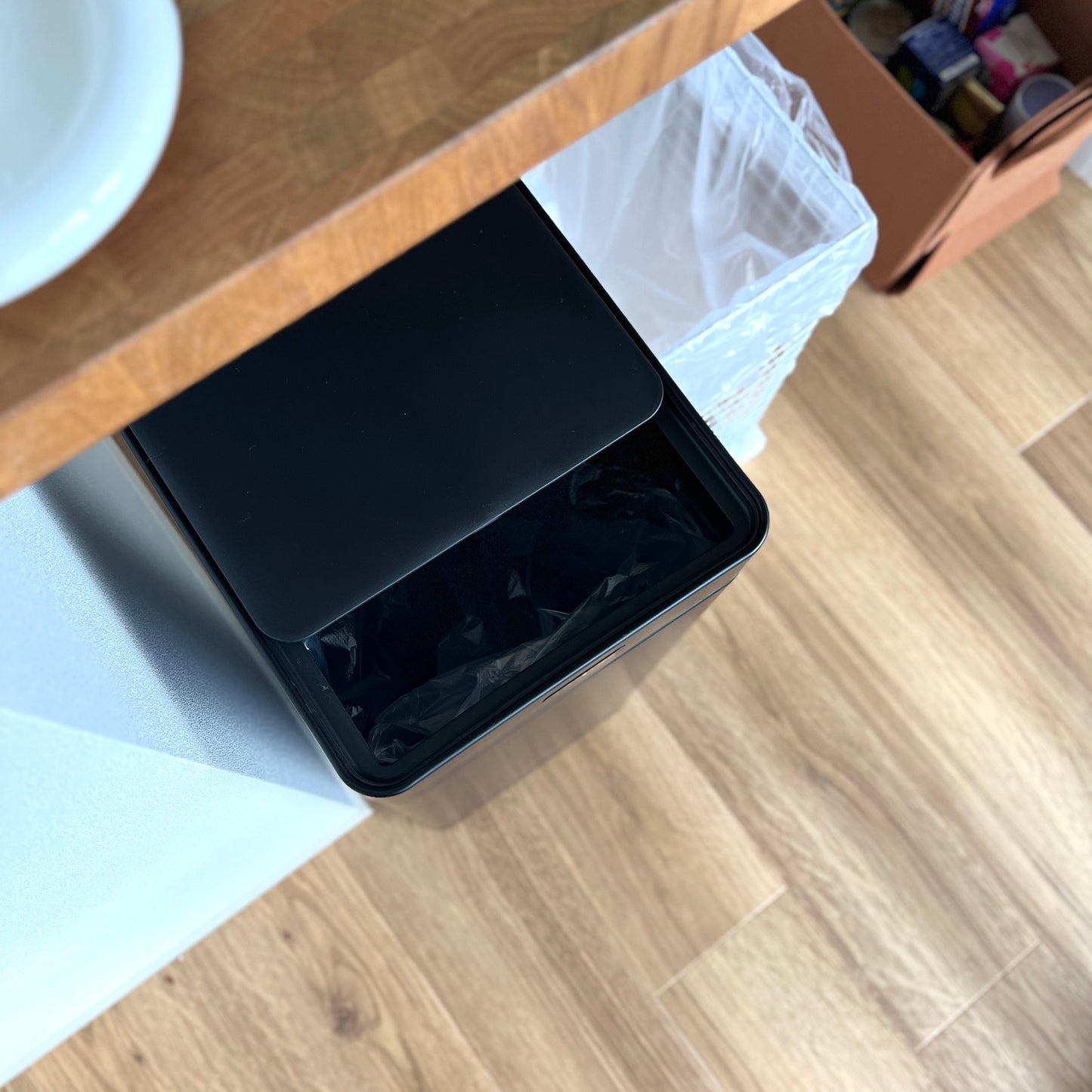 除菌消臭センサーダストボックス