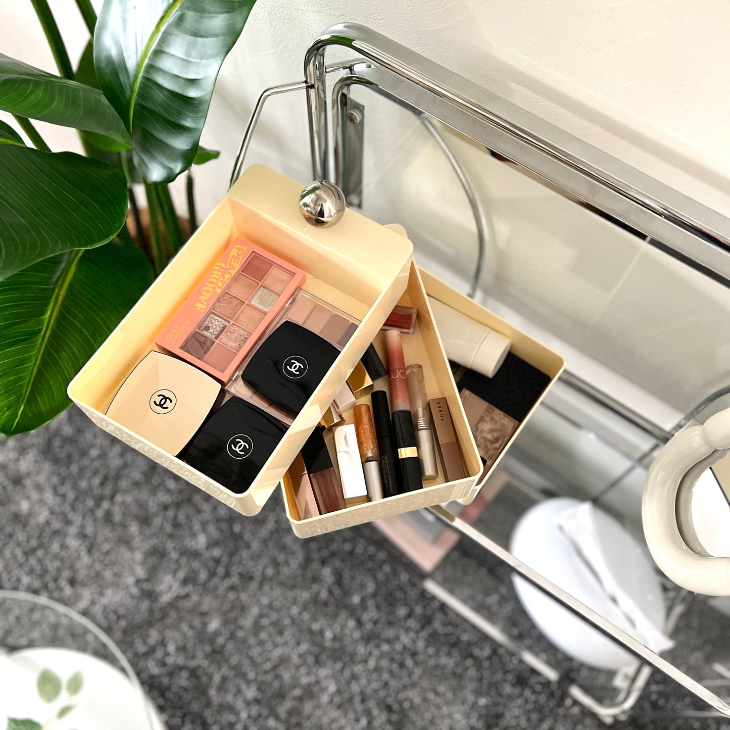 スライド収納ケース