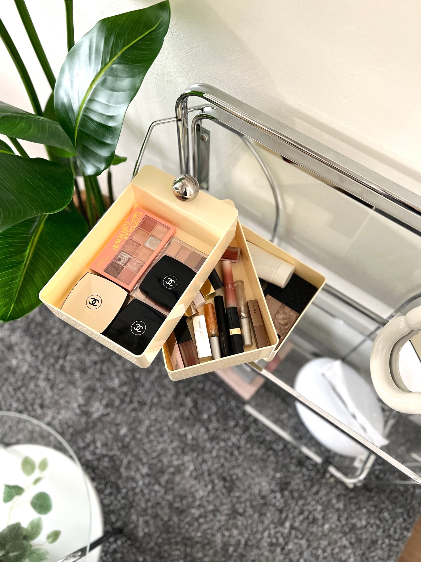 スライド収納ケース