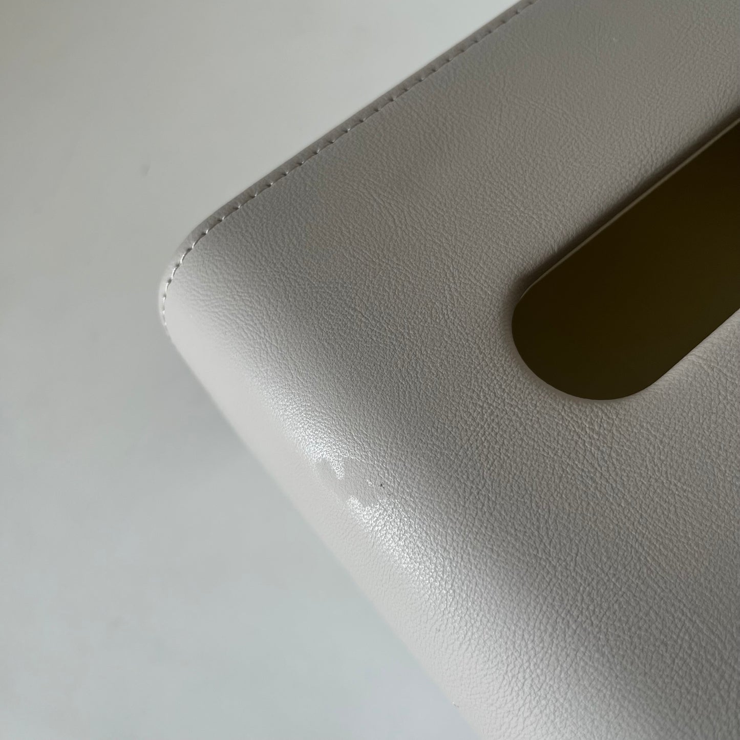 【outlet】スクエアレザー調ティッシュケース グレージュ