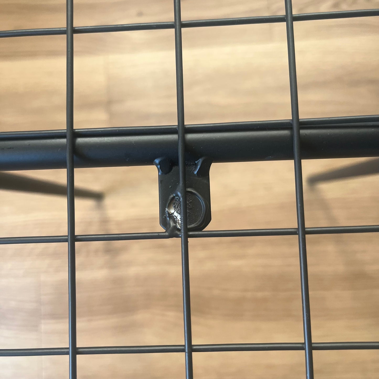 【outlet】アイアンメッシュラック ブラック