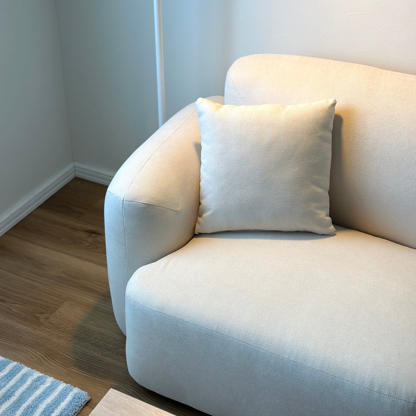 Chamil｜1人掛けソファ