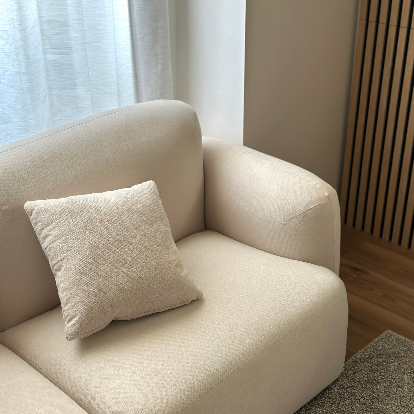 Chamil｜1人掛けソファ