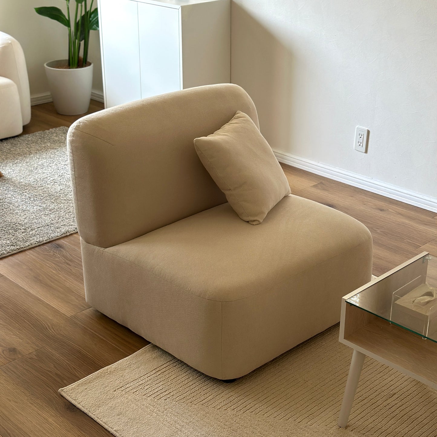 Chamil｜1人掛けソファ