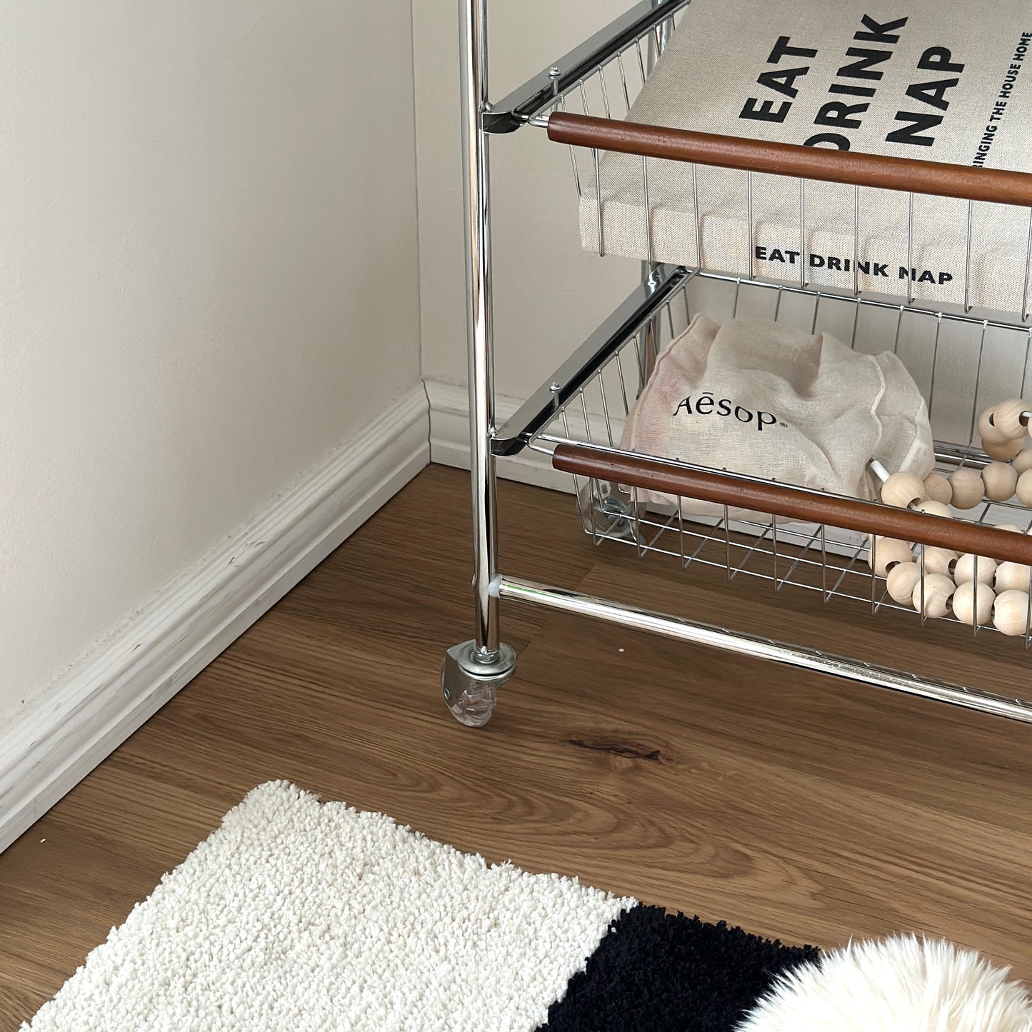 ステンレスとウッド天板の収納ワゴン