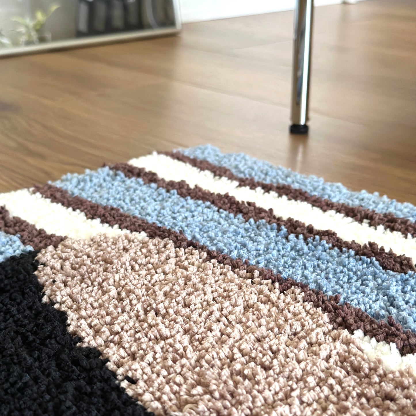 コーヒーカップがモチーフのミニラグ