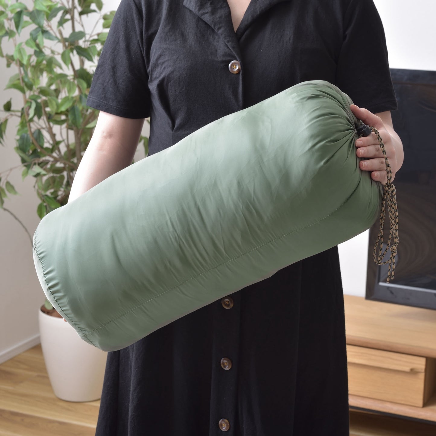 こたつ布団を小さくまとめた様子