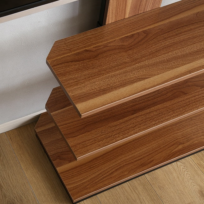 ラックが付いた突っ張りタイプのテレビスタンドのラック部分