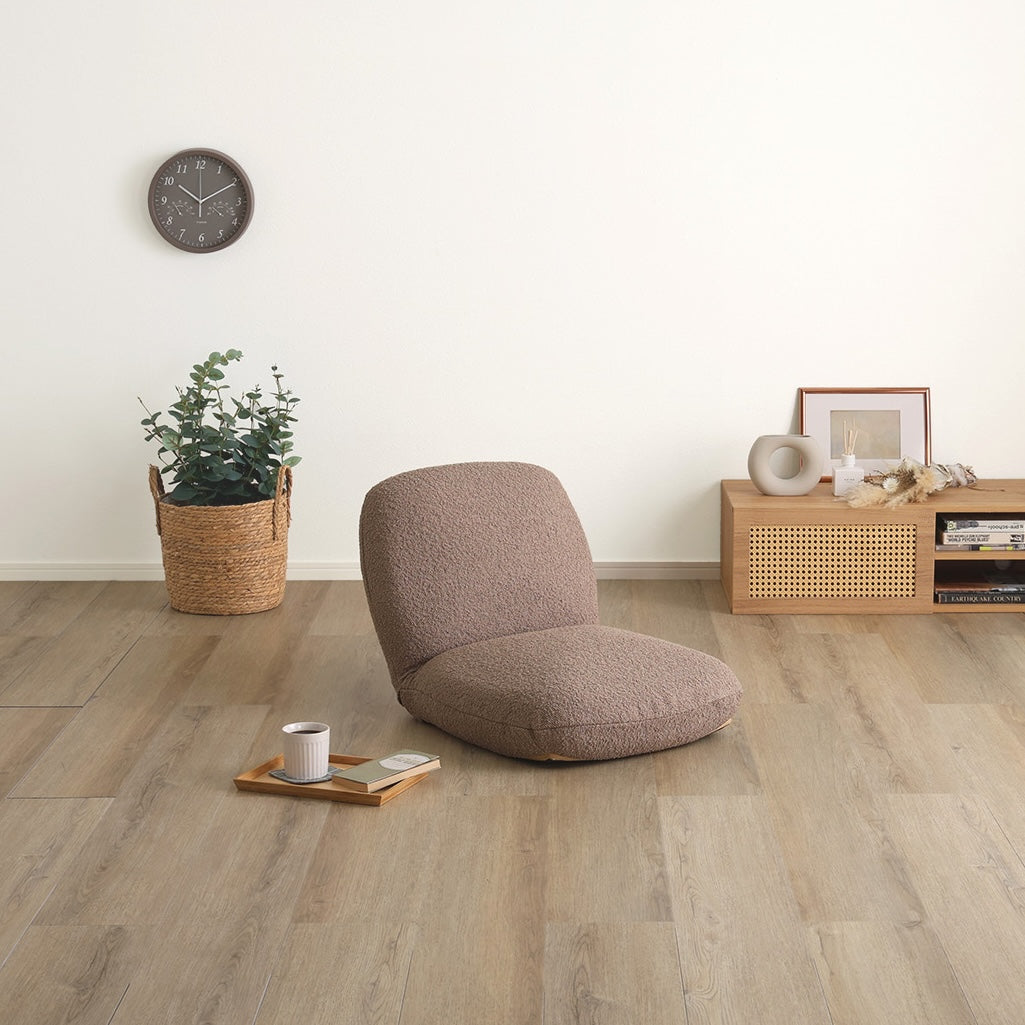 ブラウンのブークレ座椅子