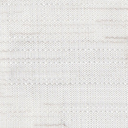 外からの視線を遮りつつ室内に自然な光を取り込めるミラーレースシアーカーテンの生地のアップ